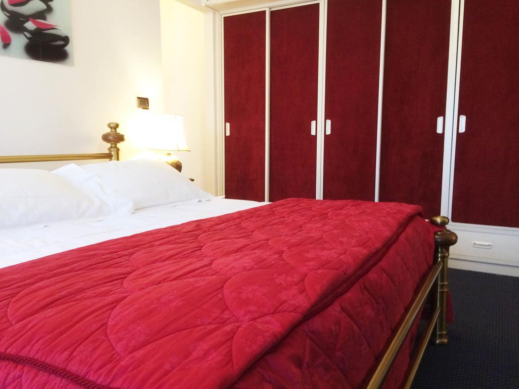 Hotel Michelangelo Biella Extérieur photo
